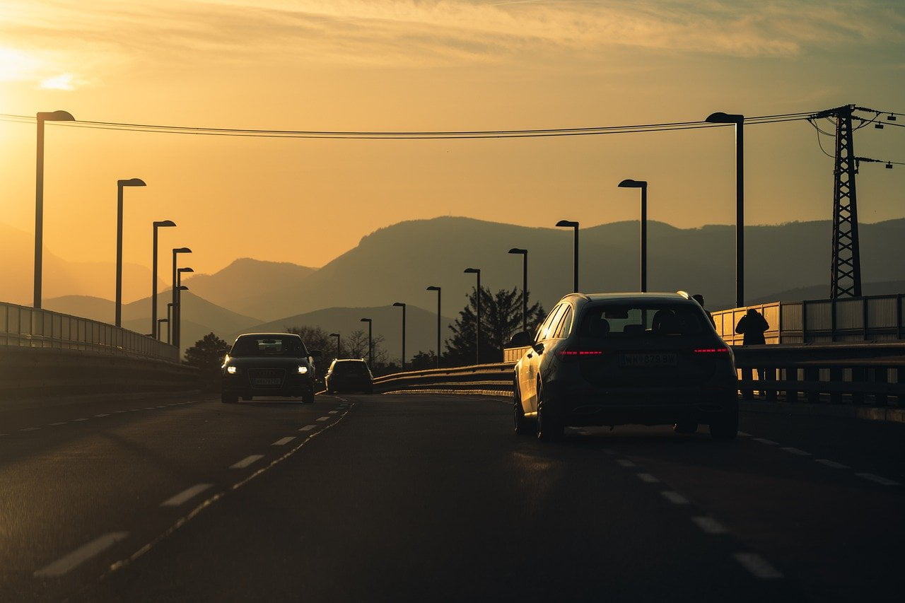 Hire Force Urbania Traveller in Chandigarh force urbania traveller in chandigarh corporate